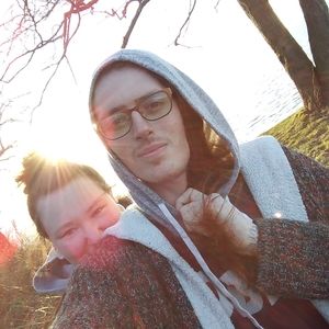 Meet your Posher, Lorin